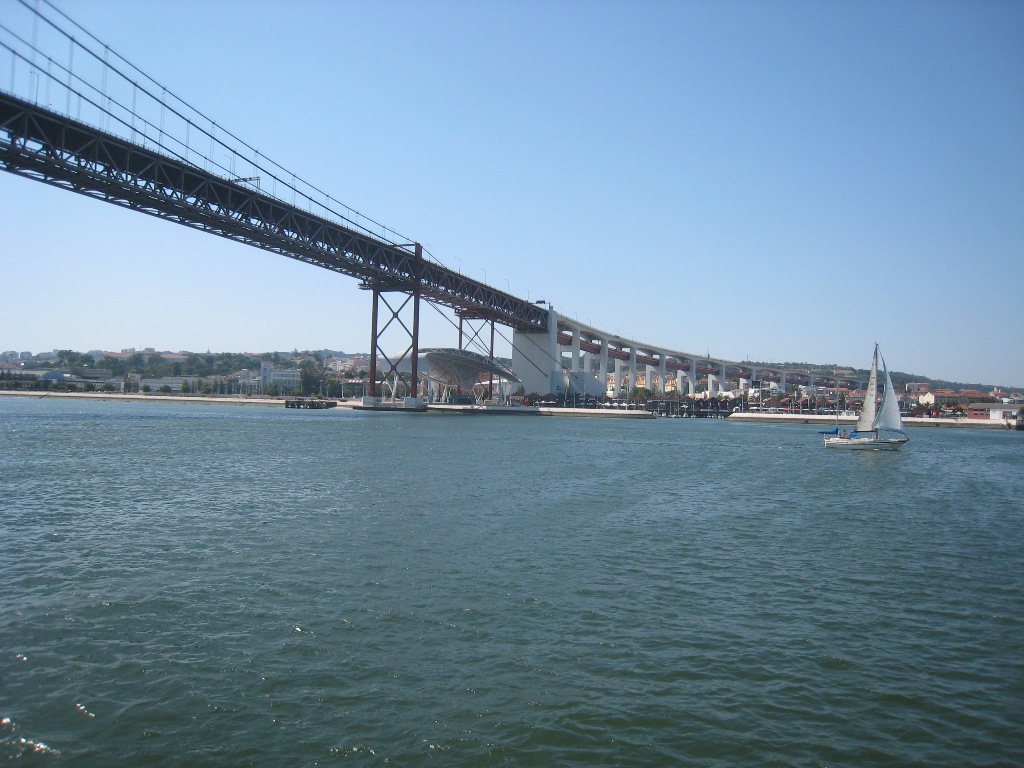 Ponte Vasco da Gama(ｳﾞｧｽｺ・ﾀﾞ・ｶﾞﾏ橋)
